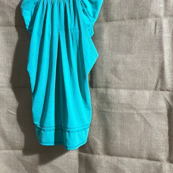 Lululemon Run Times Tank Size 4 - Picture 3 of 6